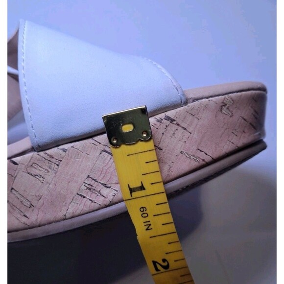 NEW Brinley Co Wedge Crisscross Sandals White Hook & Loop Fasten Size 7 - Picture 8 of 11